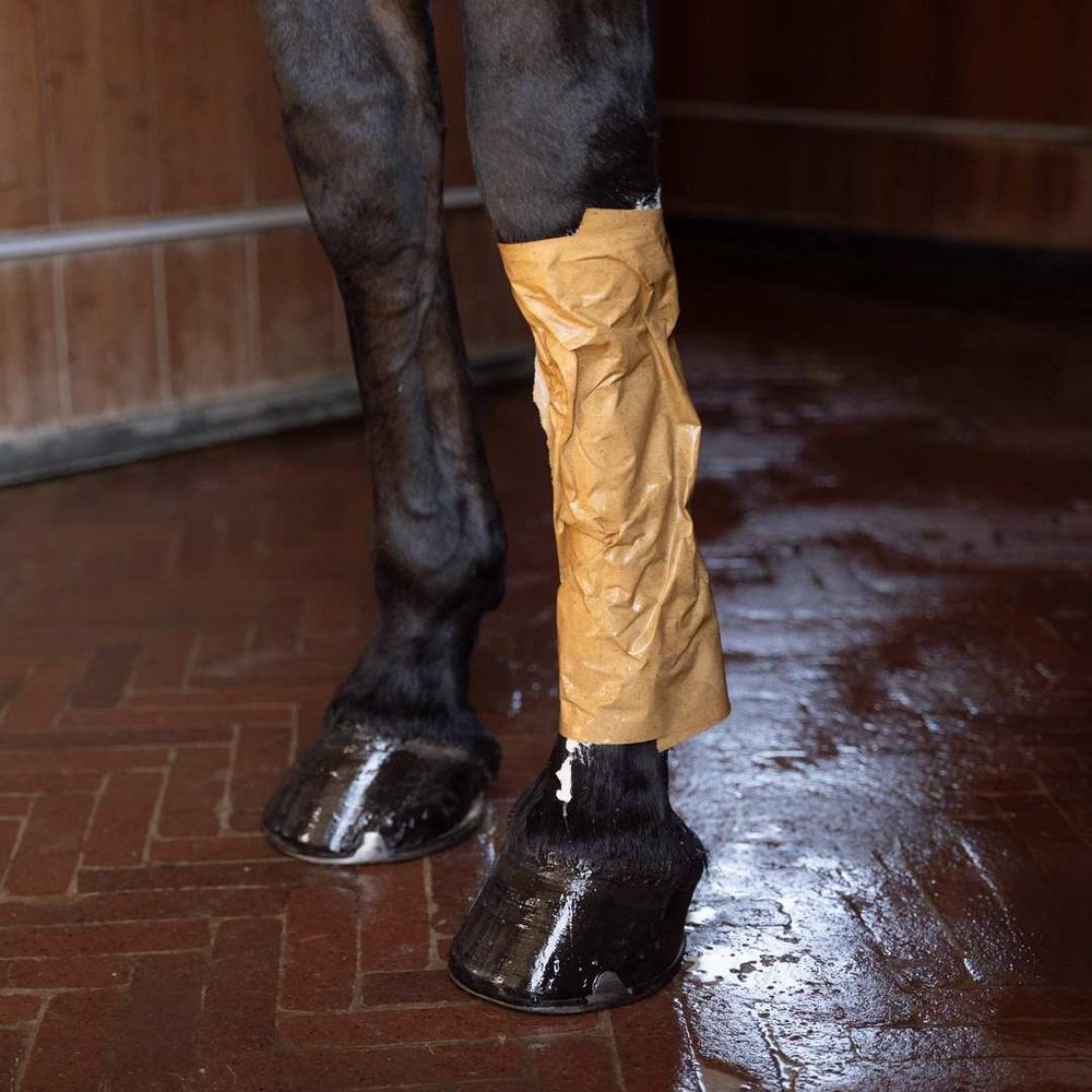 Grooming Deluxe Horse Leg Clay Paper 20m